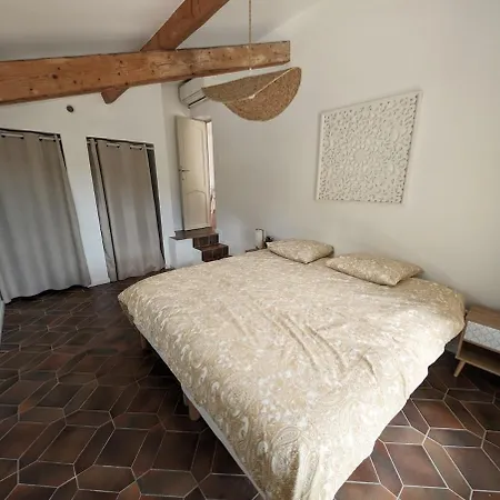 La Paillote Chez Fredy Holiday home Jaujac